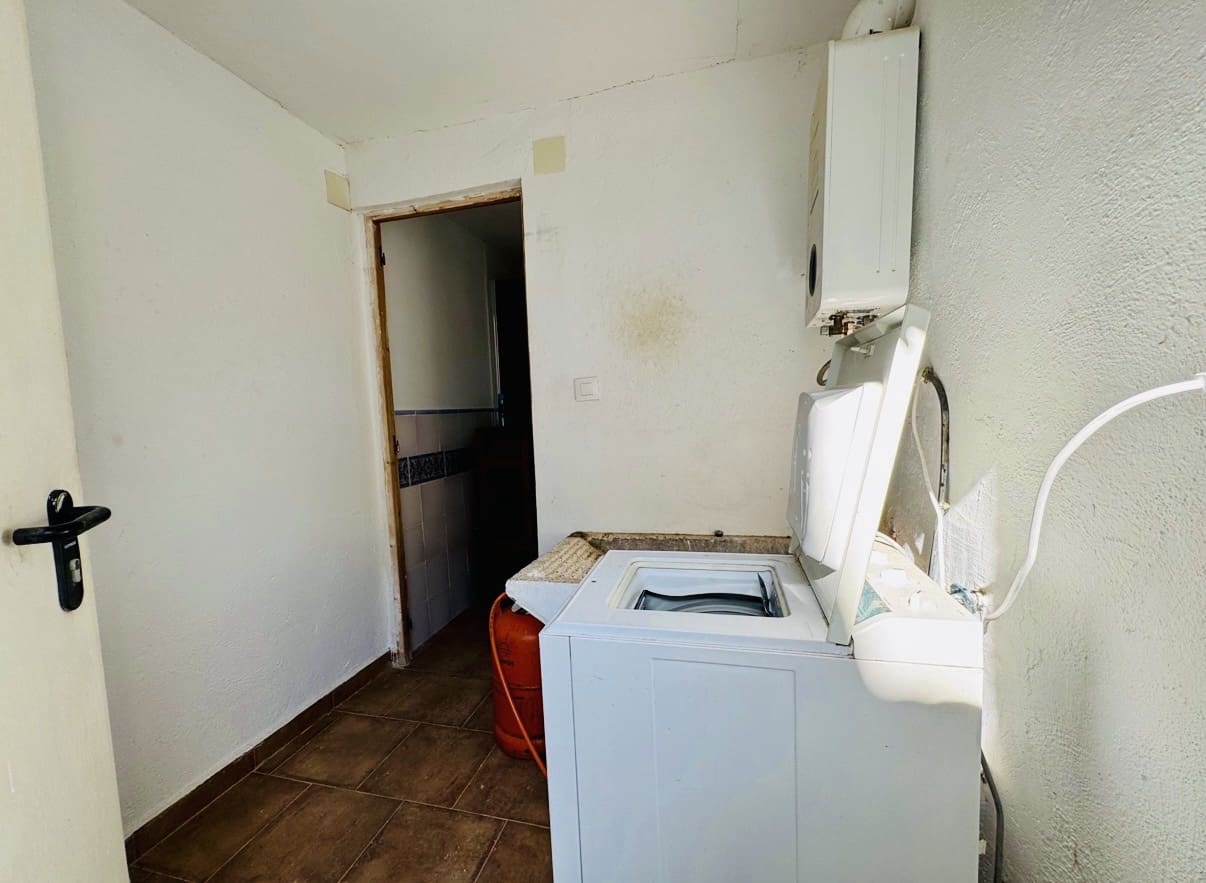 3 sovrum Finca/Hus på landet till salu i Iznajar med garage - 129 000 € (Ref: 9593218)