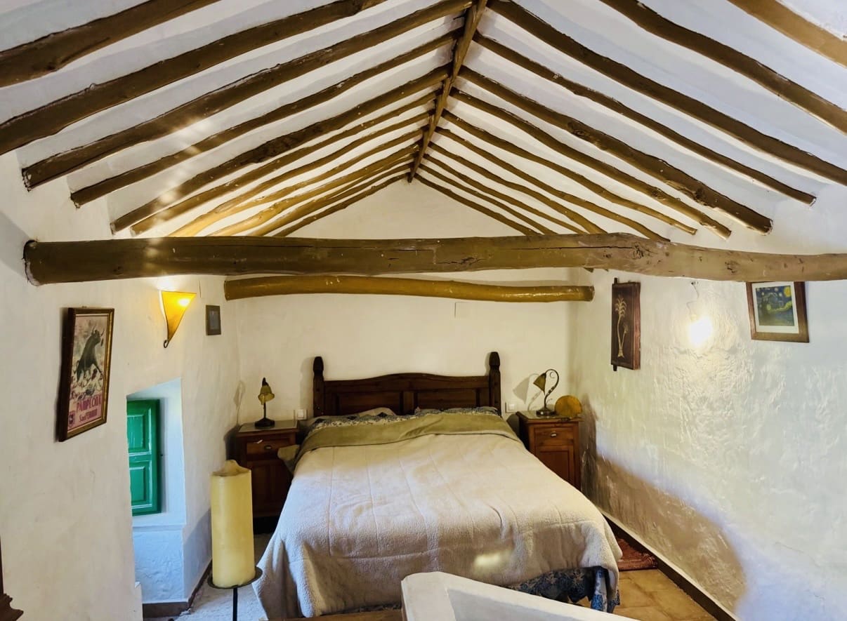 3 sovrum Finca/Hus på landet till salu i Iznajar med garage - 129 000 € (Ref: 9593218)