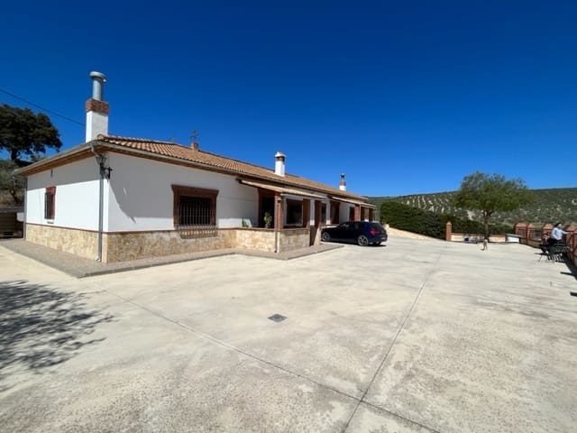 6 soverom Villa til salgs i Villanueva del Trabuco med garasje - € 420 000 (Ref: 9624116)