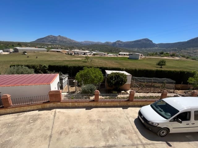 6 soverom Villa til salgs i Villanueva del Trabuco med garasje - € 420 000 (Ref: 9624116)