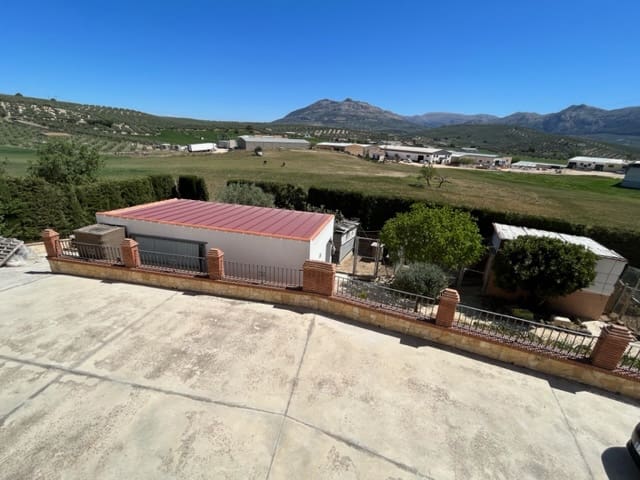 6 soverom Villa til salgs i Villanueva del Trabuco med garasje - € 420 000 (Ref: 9624116)