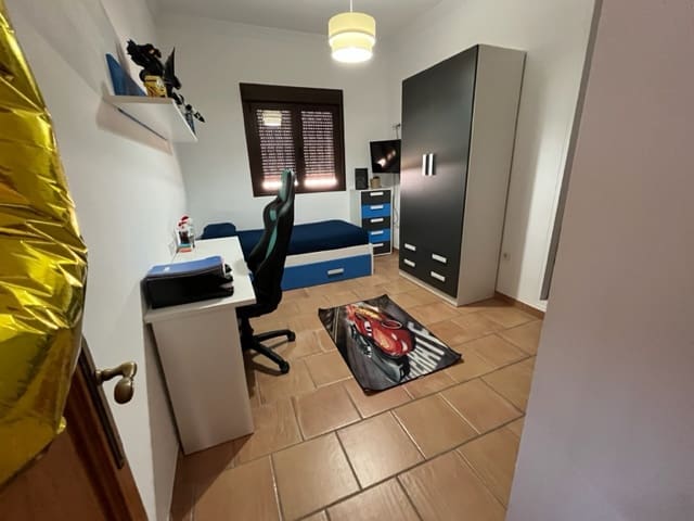 6 soverom Villa til salgs i Villanueva del Trabuco med garasje - € 420 000 (Ref: 9624116)