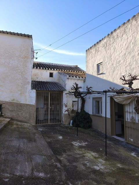 3 chambre Finca/Maison de Campagne à vendre à Iznajar avec garage - 99 950 € (Ref: 9626284)