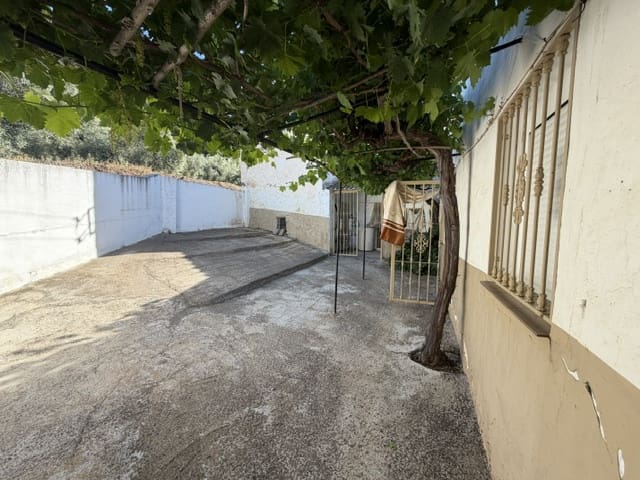 3 chambre Finca/Maison de Campagne à vendre à Iznajar avec garage - 99 950 € (Ref: 9626284)