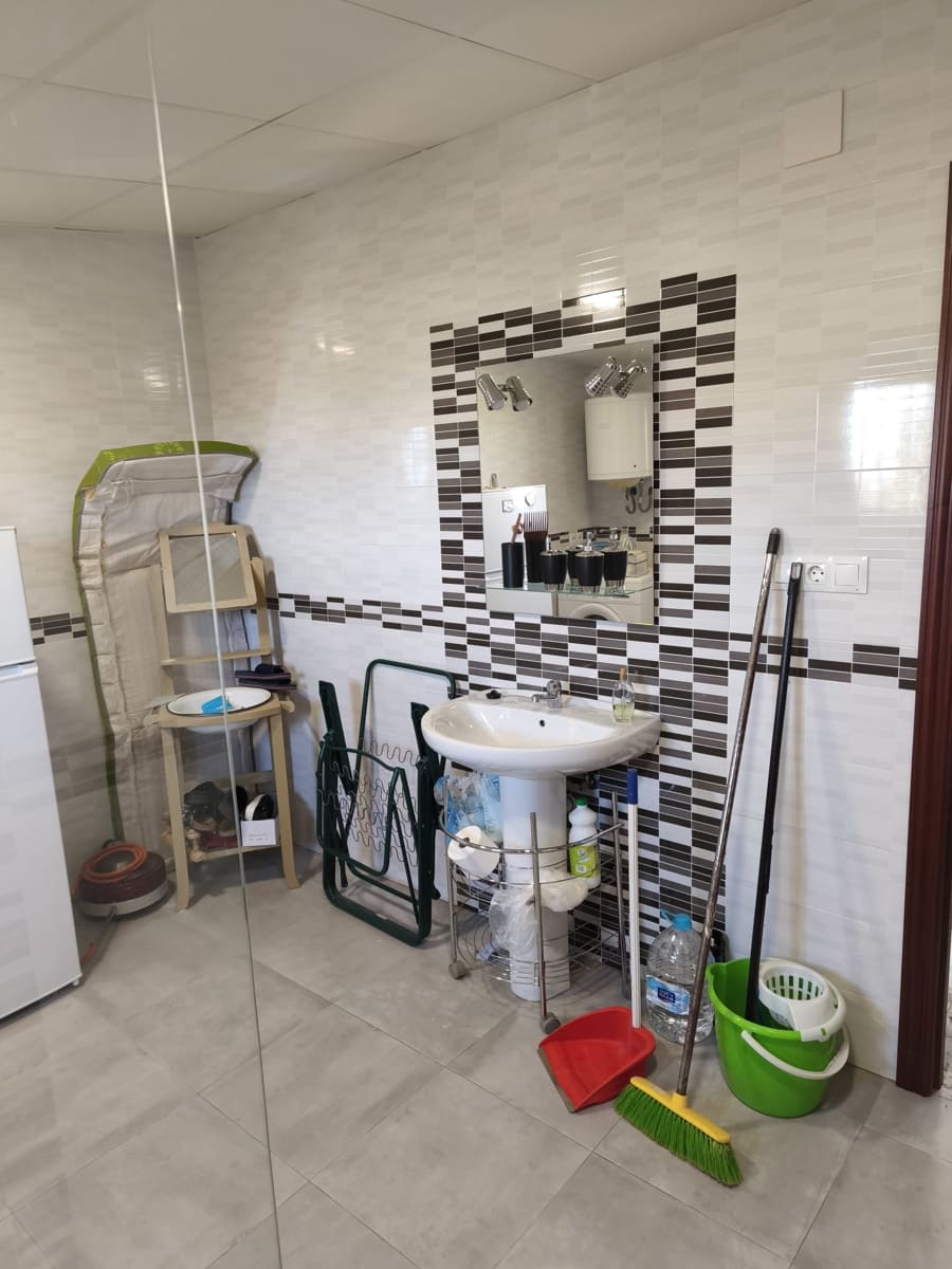 3 chambre Finca/Maison de Campagne à vendre à Iznajar avec garage - 99 950 € (Ref: 9626284)