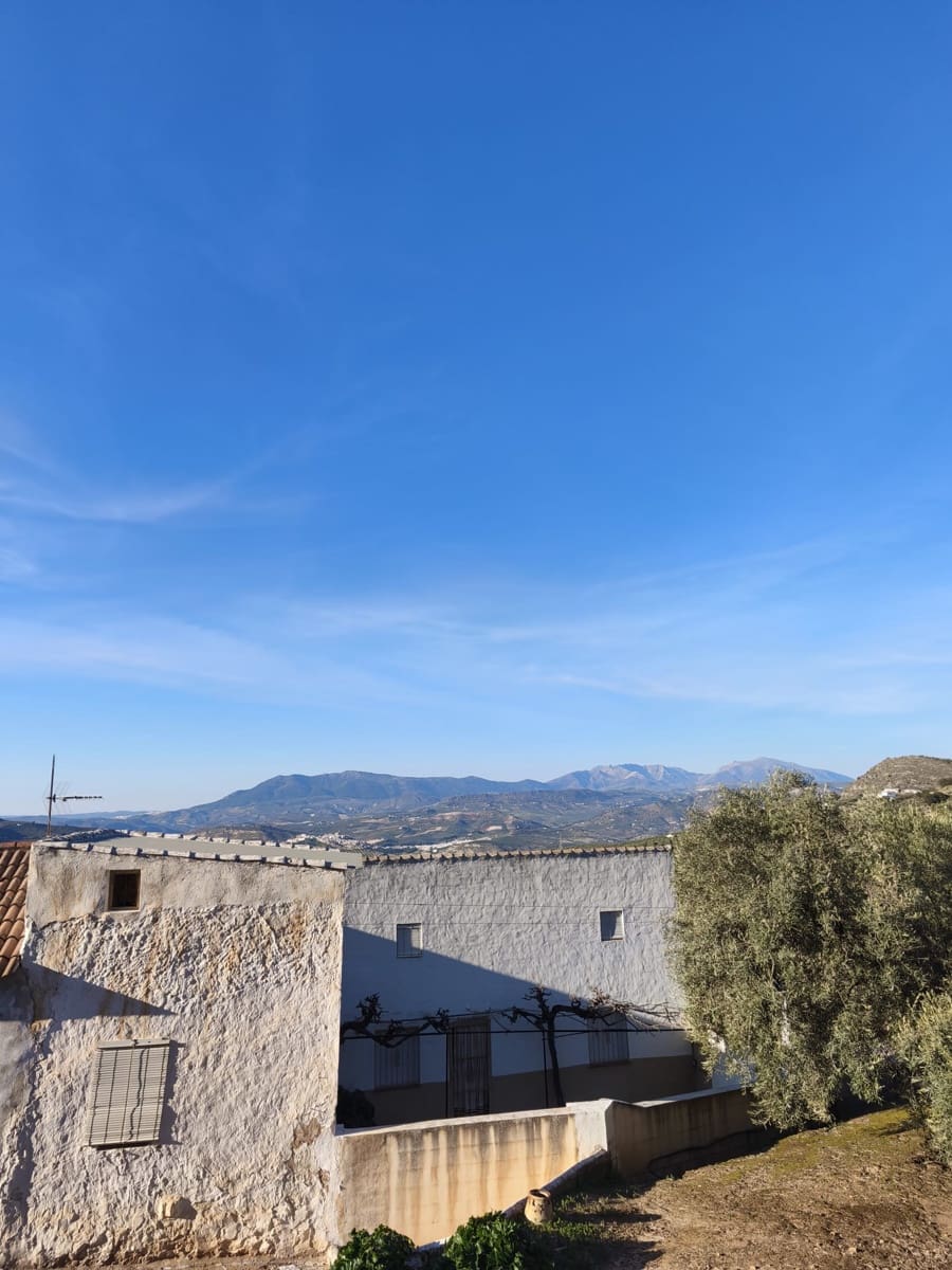 3 chambre Finca/Maison de Campagne à vendre à Iznajar avec garage - 99 950 € (Ref: 9626284)