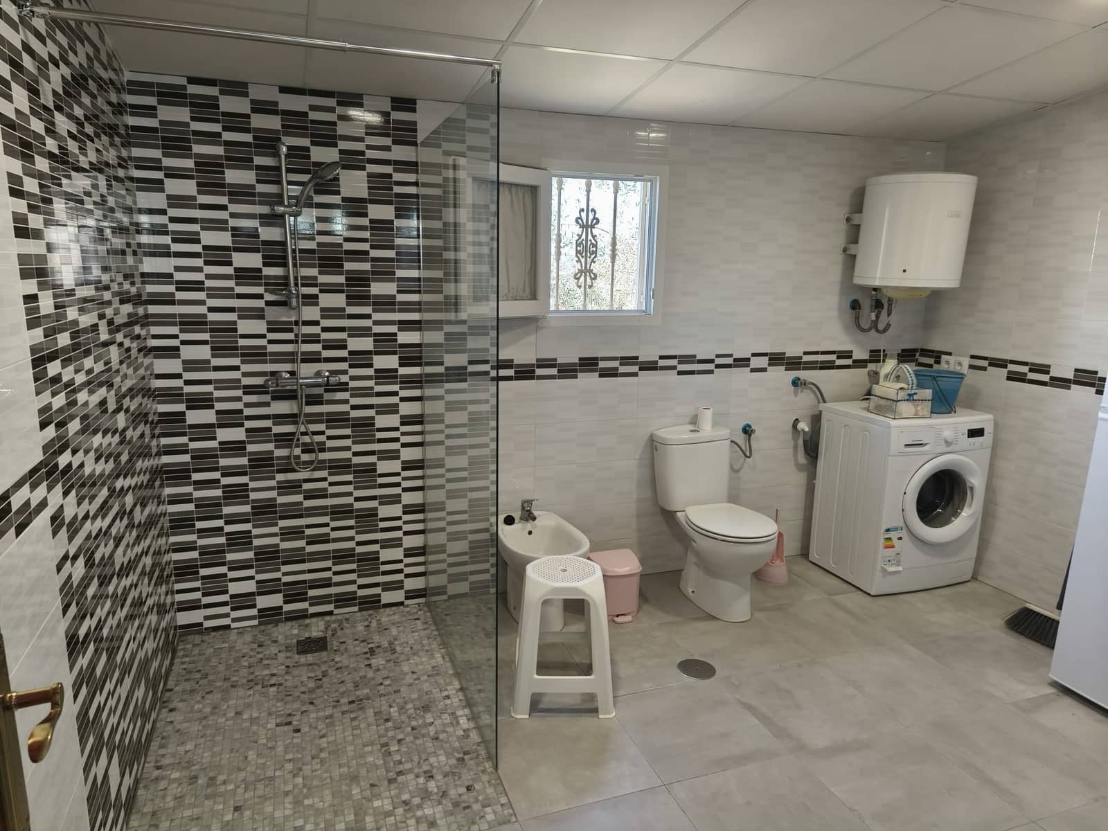 3 chambre Finca/Maison de Campagne à vendre à Iznajar avec garage - 99 950 € (Ref: 9626284)