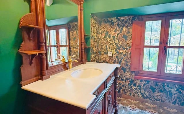 3 chambre Finca/Maison de Campagne à vendre à Loja - 299 000 € (Ref: 9650777)