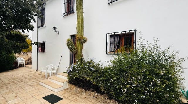 3 chambre Finca/Maison de Campagne à vendre à Loja - 299 000 € (Ref: 9650777)