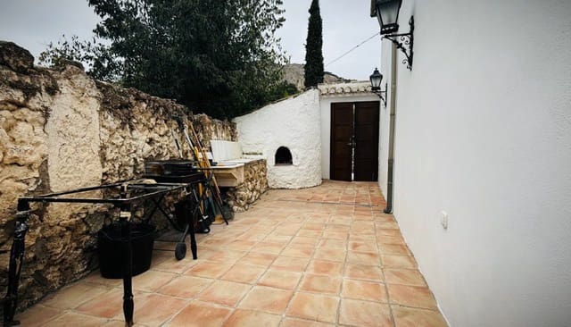 3 chambre Finca/Maison de Campagne à vendre à Loja - 299 000 € (Ref: 9650777)