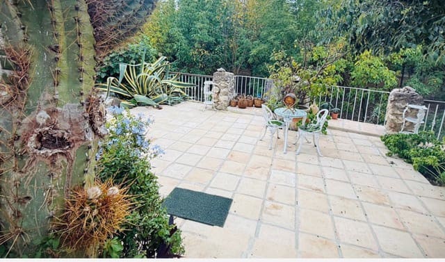 3 chambre Finca/Maison de Campagne à vendre à Loja - 299 000 € (Ref: 9650777)