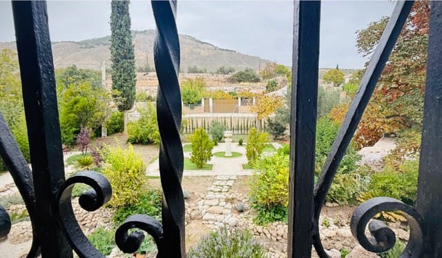 3 chambre Finca/Maison de Campagne à vendre à Loja - 299 000 € (Ref: 9650777)