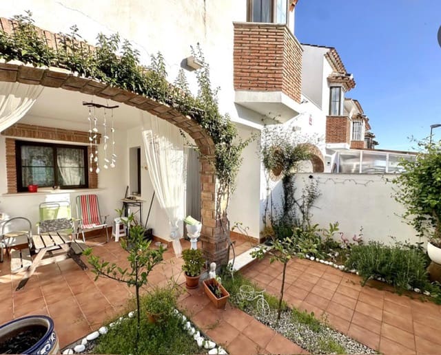 3 Zimmer Villa zu verkaufen in Sierra de Yeguas mit Garage - 165.000 € (Ref: 9665474)