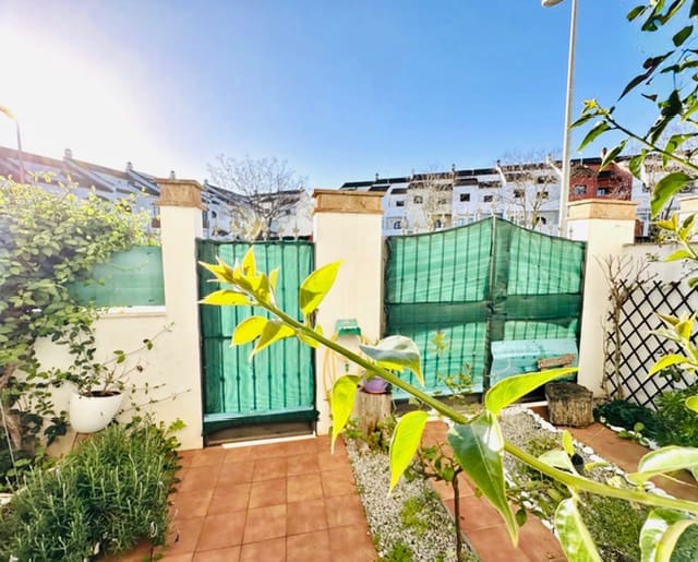 3 Zimmer Villa zu verkaufen in Sierra de Yeguas mit Garage - 165.000 € (Ref: 9665474)