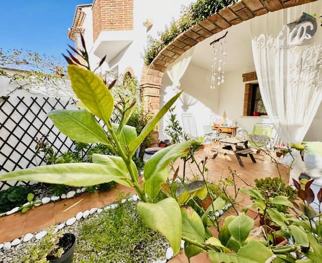 3 Zimmer Villa zu verkaufen in Sierra de Yeguas mit Garage - 165.000 € (Ref: 9665474)