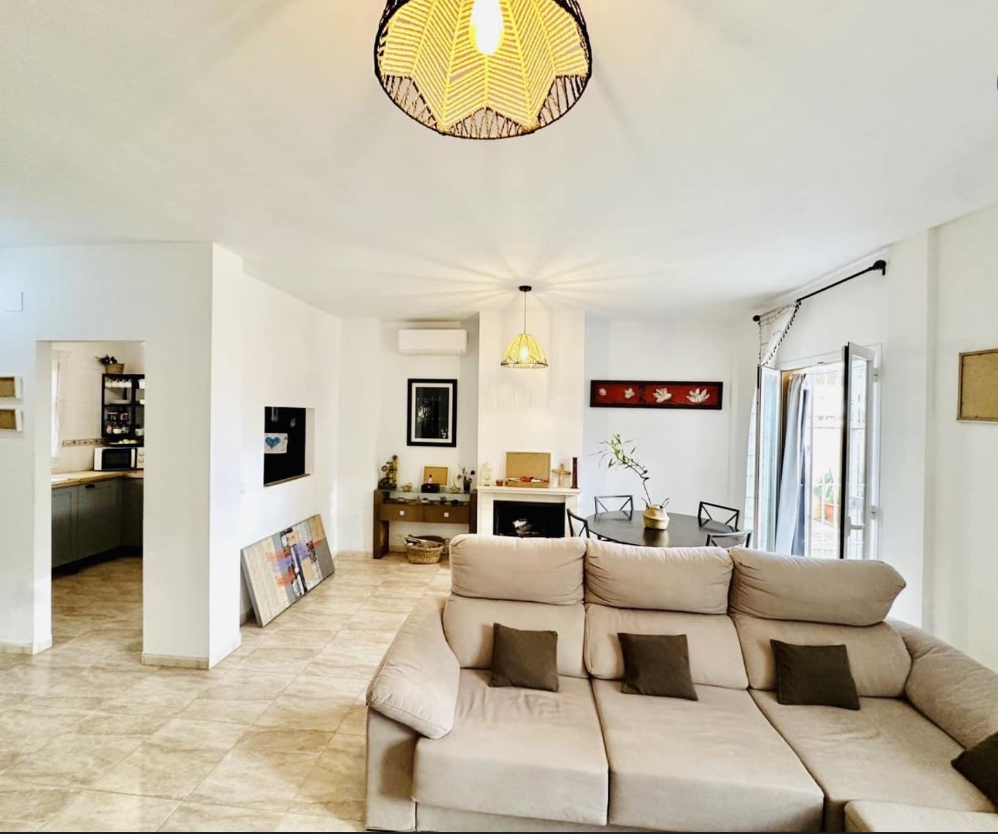 4 Zimmer Villa zu verkaufen in Fuente de Piedra mit Pool - 189.900 € (Ref: 9665475)