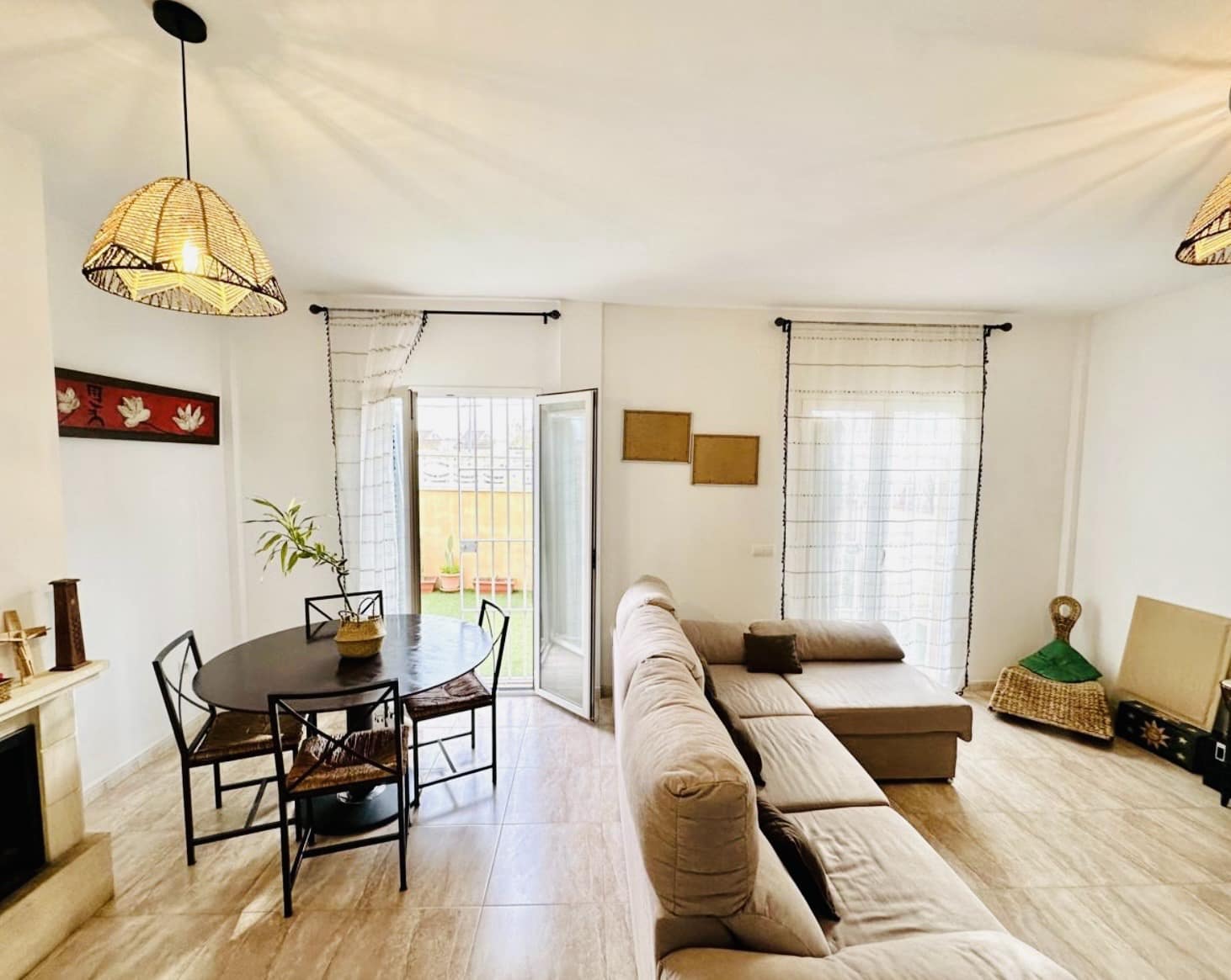 4 Zimmer Villa zu verkaufen in Fuente de Piedra mit Pool - 189.900 € (Ref: 9665475)