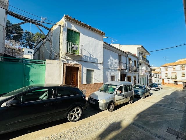 3 bedroom Townhouse for sale in Cuevas Bajas - € 63,000 (Ref: 9668270)