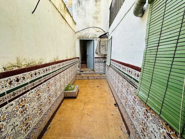 3 bedroom Townhouse for sale in Cuevas Bajas - € 63,000 (Ref: 9668270)