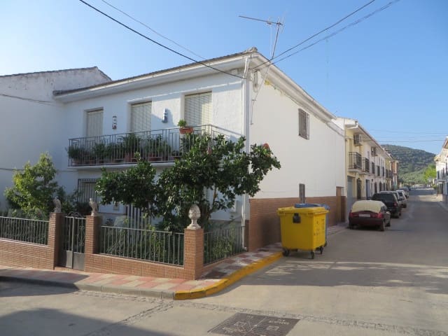 5 soverom Hus til salgs i Villanueva de Tapia - € 165 000 (Ref: 9679327)