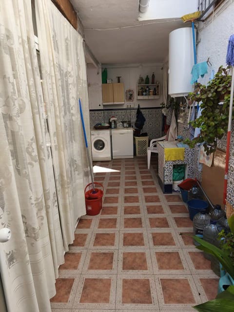 5 soverom Hus til salgs i Villanueva de Tapia - € 165 000 (Ref: 9679327)