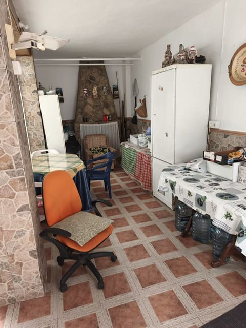 5 soverom Hus til salgs i Villanueva de Tapia - € 165 000 (Ref: 9679327)