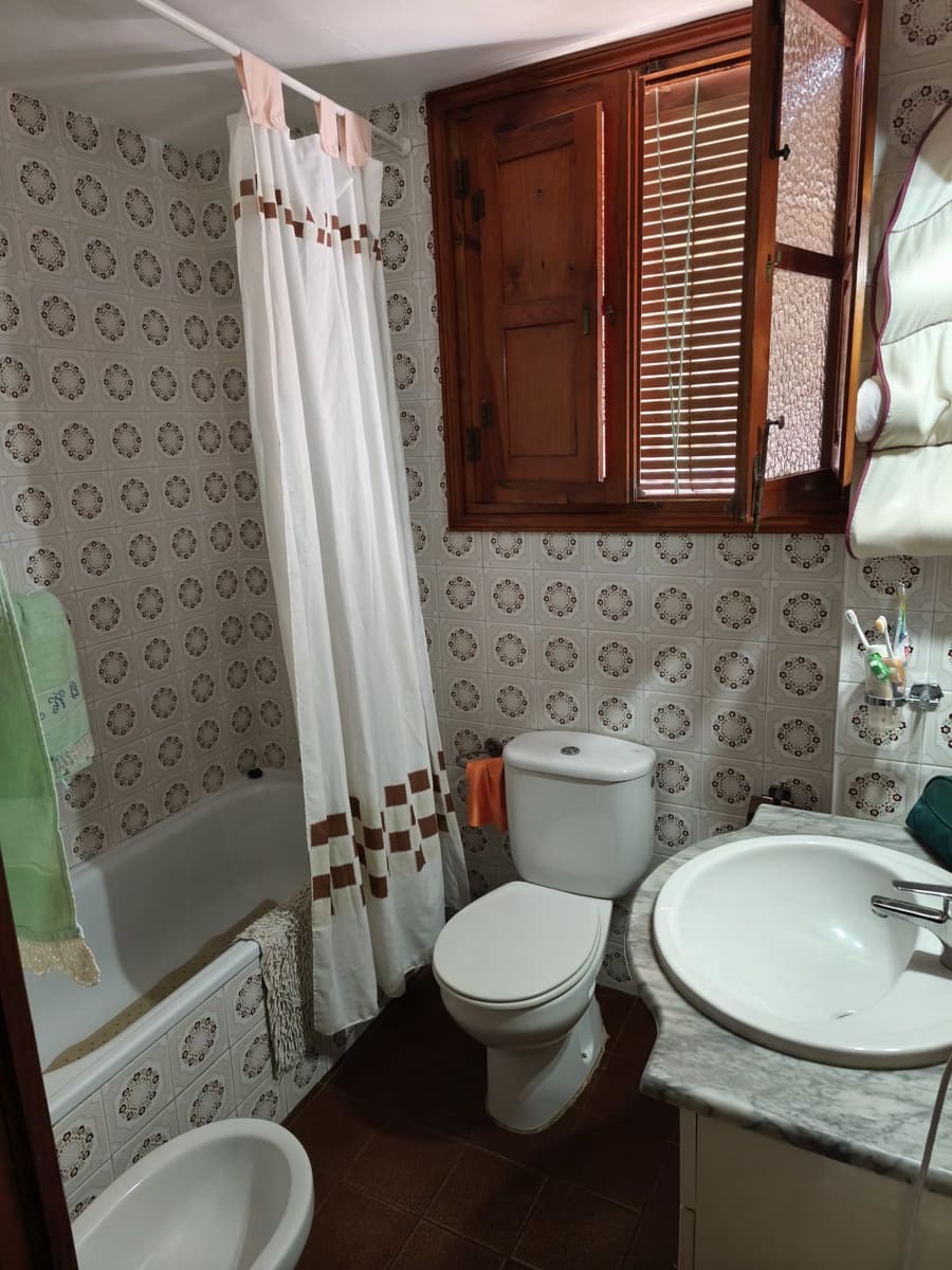 5 soverom Hus til salgs i Villanueva de Tapia - € 165 000 (Ref: 9679327)