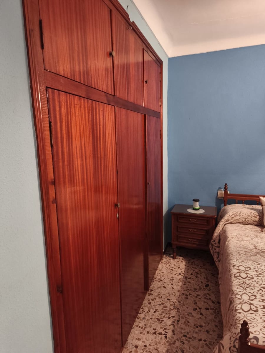 5 soverom Hus til salgs i Villanueva de Tapia - € 165 000 (Ref: 9679327)