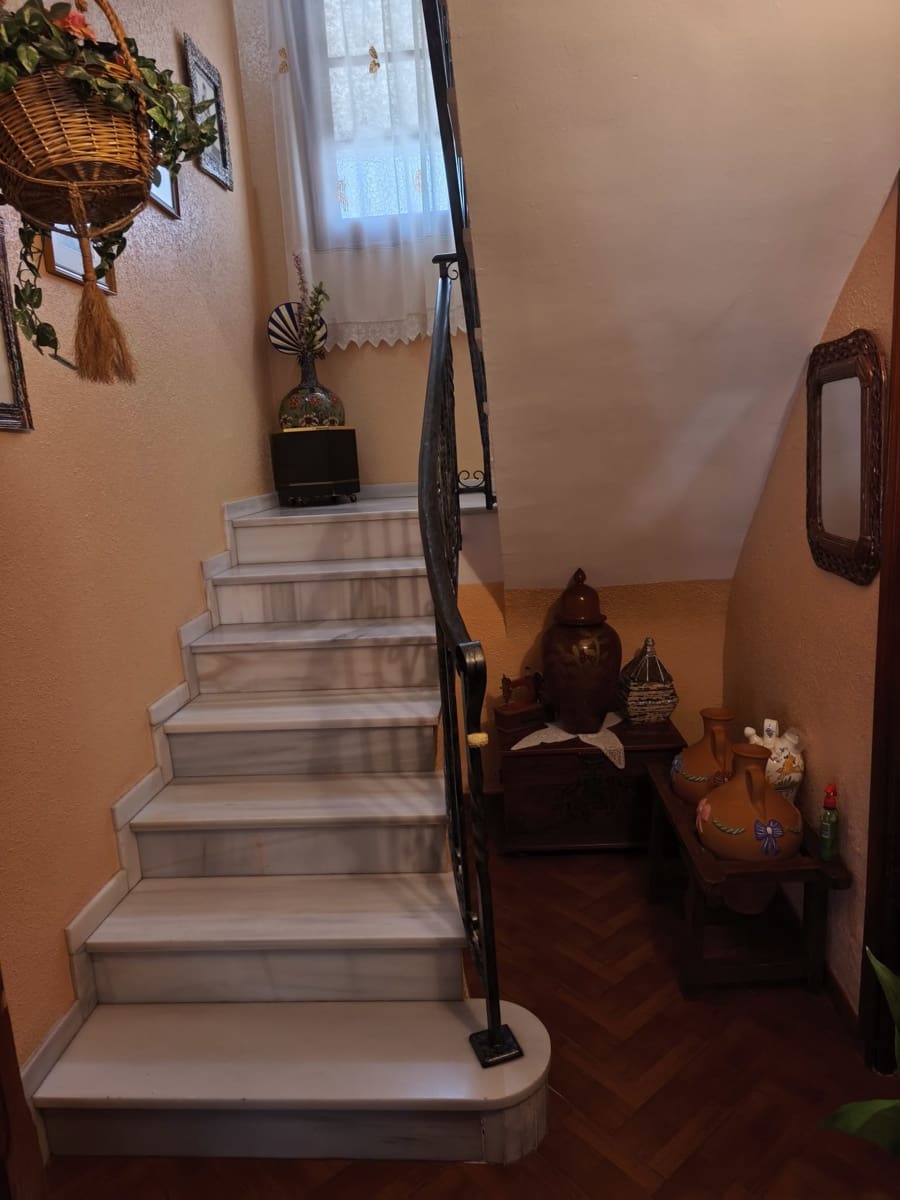 5 soverom Hus til salgs i Villanueva de Tapia - € 165 000 (Ref: 9679327)