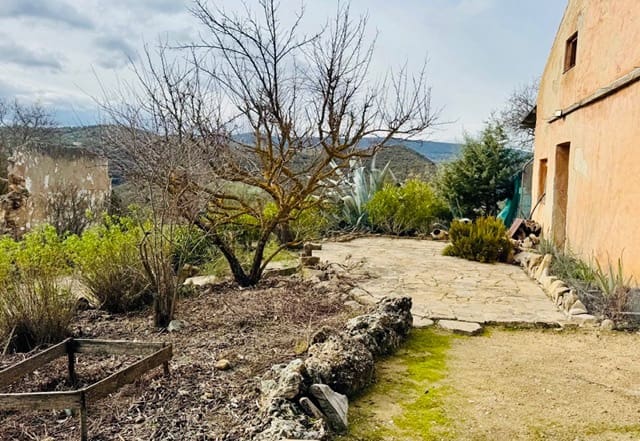 3 bedroom Finca/Country House for sale in Loja with garage - € 173,000 (Ref: 9693111)