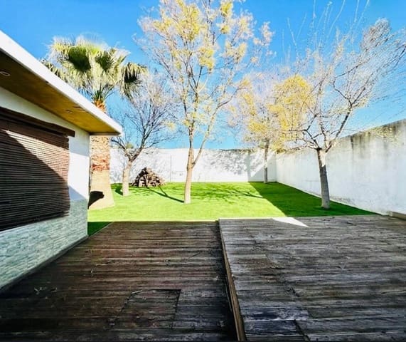 4 sypialnia Willa na sprzedaż w Sierra de Yeguas z garażem - 173 000 € (Ref: 9696610)