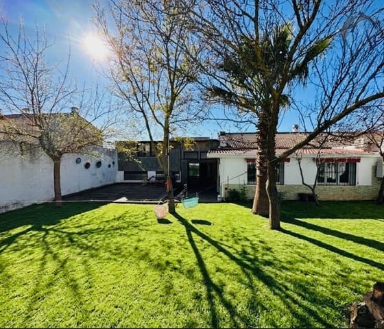 4 sypialnia Willa na sprzedaż w Sierra de Yeguas z garażem - 173 000 € (Ref: 9696610)