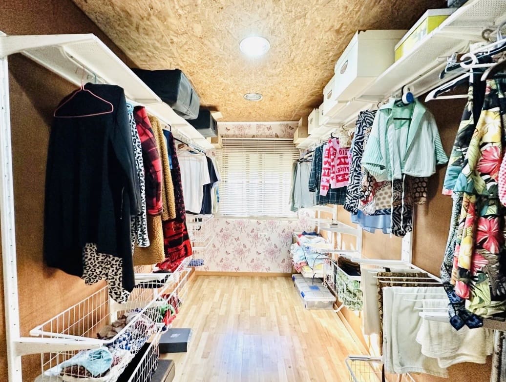 4 bedroom Villa for sale in Sierra de Yeguas with garage - € 173,000 (Ref: 9696610)