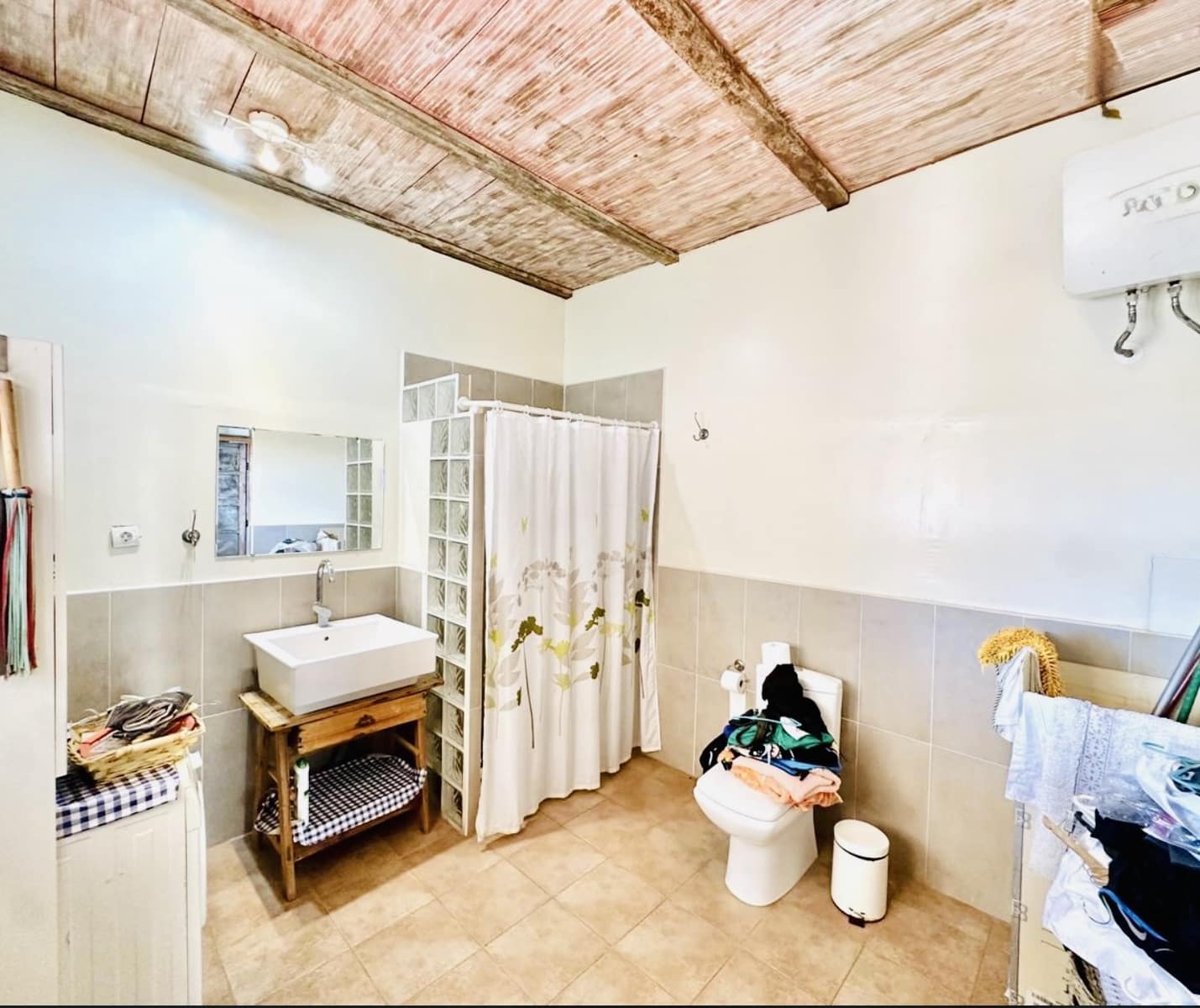 4 bedroom Villa for sale in Sierra de Yeguas with garage - € 173,000 (Ref: 9696610)