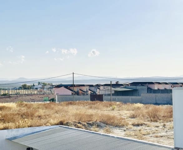 4 quarto Moradia para venda em Fuente de Piedra - 180 000 € (Ref: 9699223)