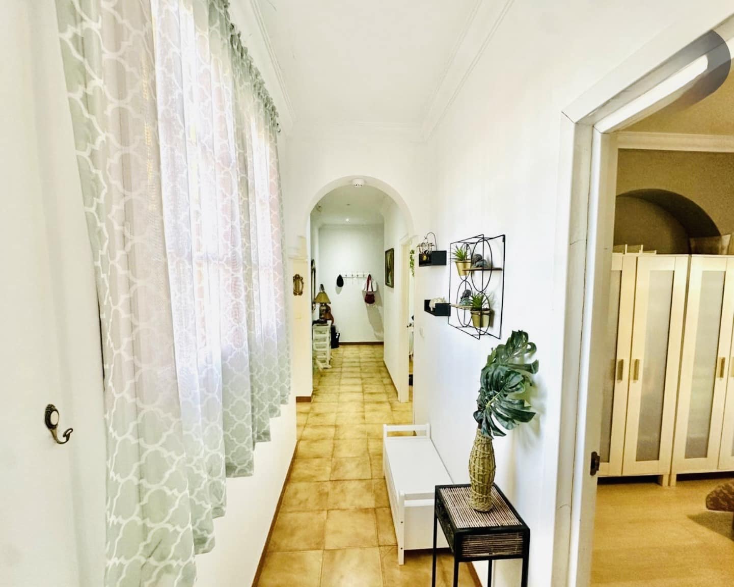 4 bedroom Villa for sale in Fuente de Piedra - € 180,000 (Ref: 9699223)