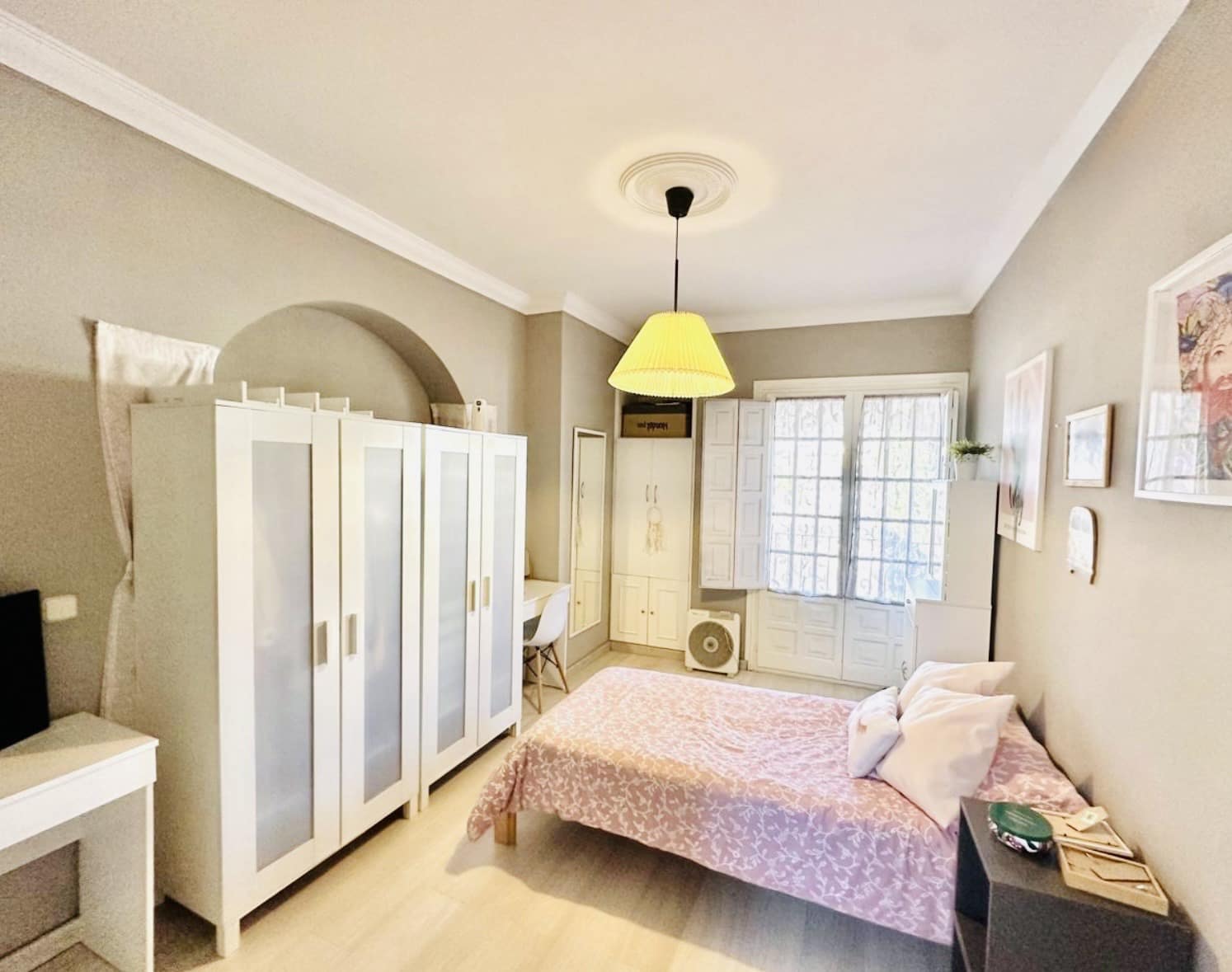 4 bedroom Villa for sale in Fuente de Piedra - € 180,000 (Ref: 9699223)