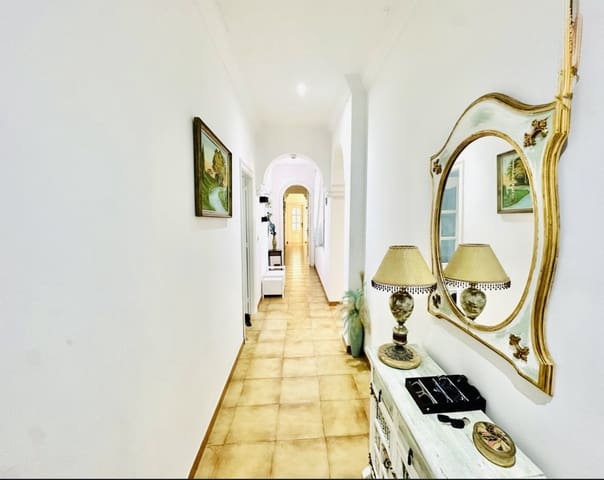 4 quarto Moradia para venda em Fuente de Piedra - 180 000 € (Ref: 9699223)