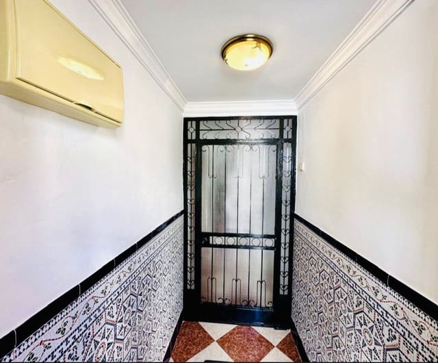 3 bedroom Townhouse for sale in La Roda de Andalucia - € 115,000 (Ref: 9713380)