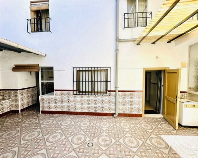 3 bedroom Townhouse for sale in La Roda de Andalucia - € 115,000 (Ref: 9713380)