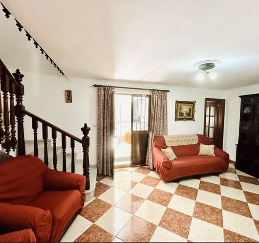 3 bedroom Townhouse for sale in La Roda de Andalucía - € 115,000 (Ref: 9713380)