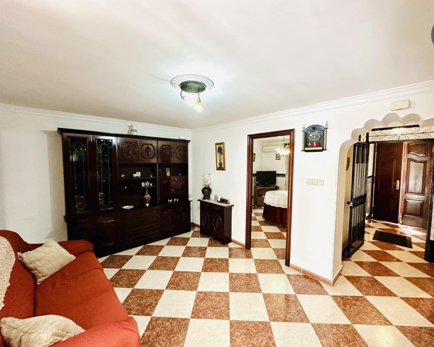 3 bedroom Townhouse for sale in La Roda de Andalucia - € 115,000 (Ref: 9713380)