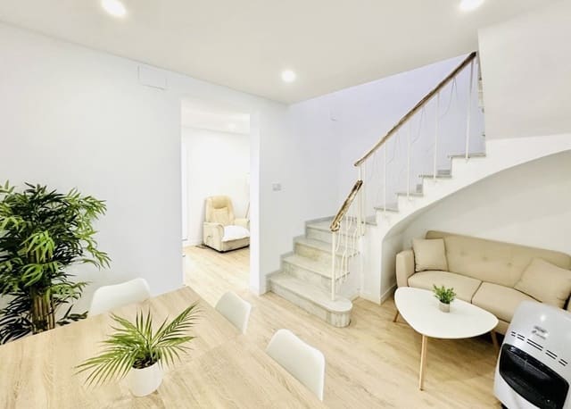 3 soveværelse Byhus til salg i La Roda de Andalucía - € 125.000 (Ref: 9752332)