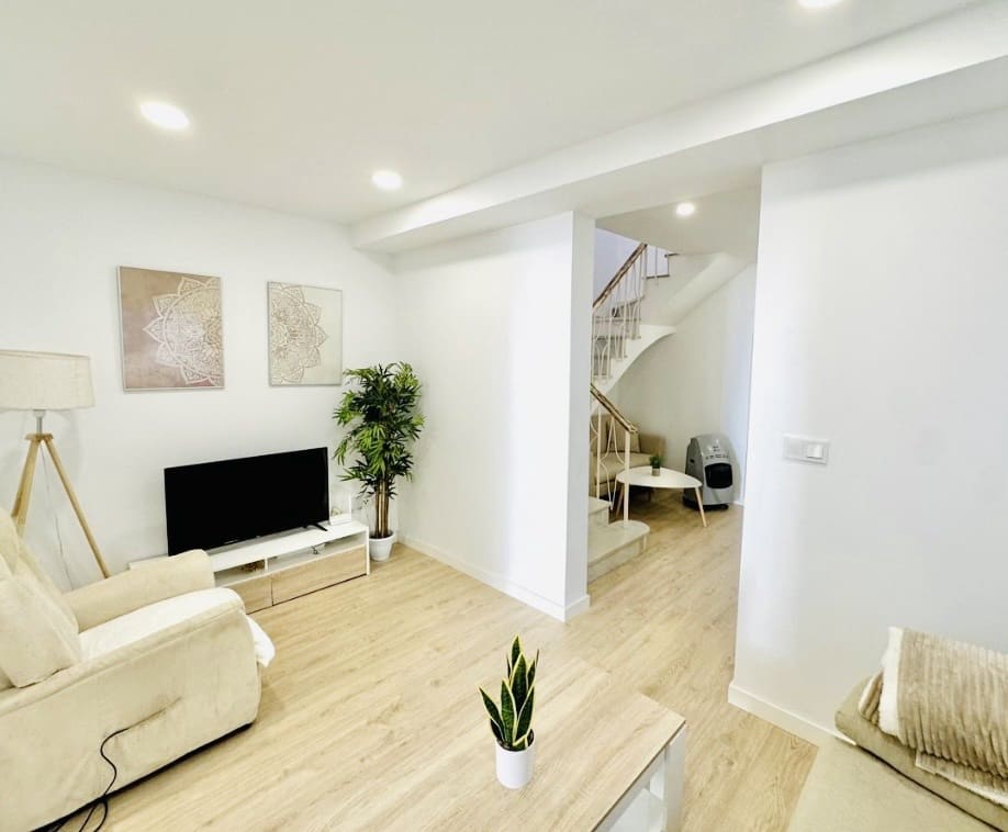 3 soveværelse Byhus til salg i La Roda de Andalucia - € 125.000 (Ref: 9752332)