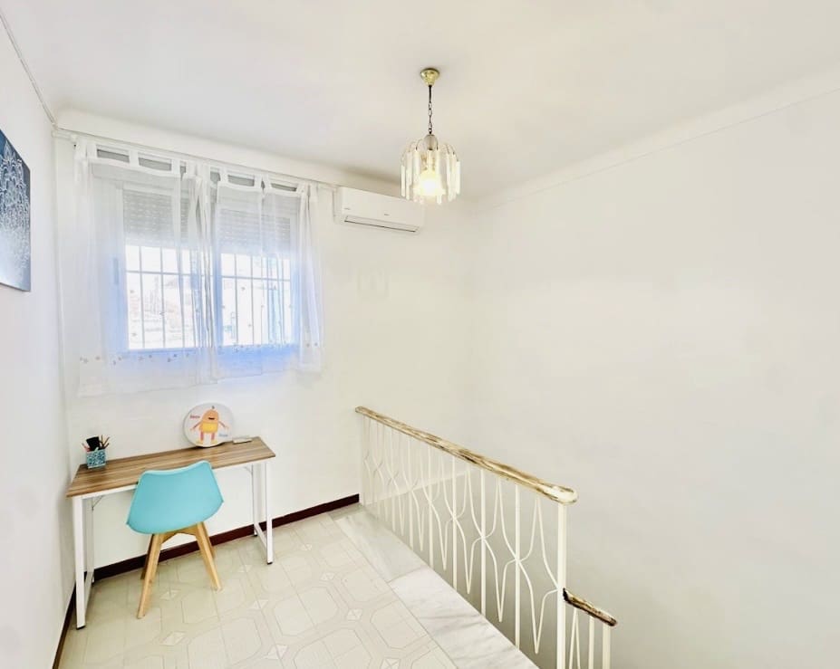 3 soveværelse Byhus til salg i La Roda de Andalucia - € 125.000 (Ref: 9752332)