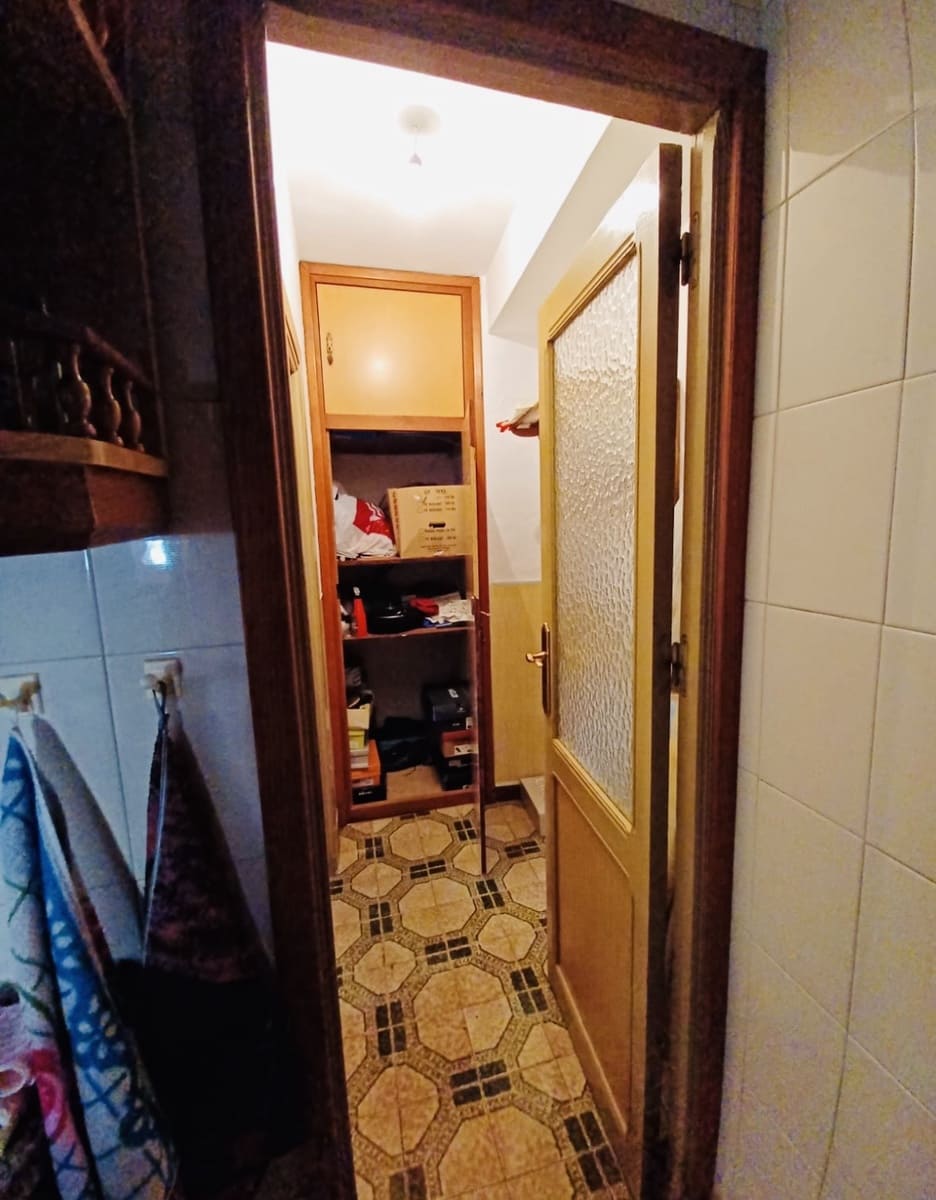 4 soveværelse Byhus til salg i Iznajar - € 114.900 (Ref: 9812452)