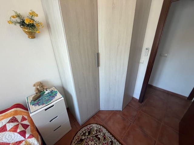 Casa de 4 habitaciones en Fuente de Piedra en venta con piscina - 154.950 € (Ref: 9813489)