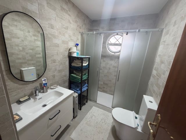 Casa de 4 habitaciones en Fuente de Piedra en venta con piscina - 154.950 € (Ref: 9813489)