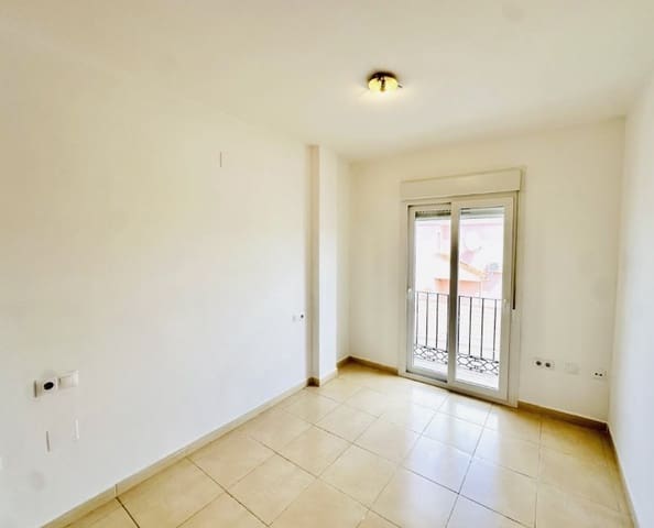 4 quarto Moradia para venda em Fuente de Piedra com piscina - 149 950 € (Ref: 9819515)