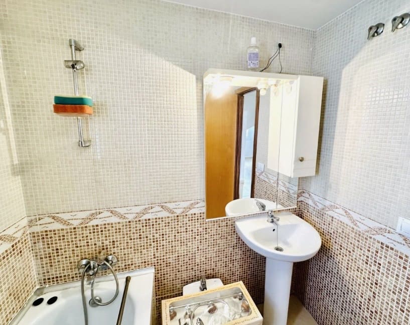 4 sovrum Villa till salu i Fuente de Piedra med pool - 149 950 € (Ref: 9819515)